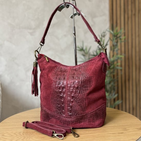 Dámska kožená kabelka Linda bordo - reálna fotografia Dámska kožená kabelka Linda bordo - reálna fotografia