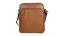 Pánská kožená taška přes rameno SG-27018 koňak - zadní zipová kapsa