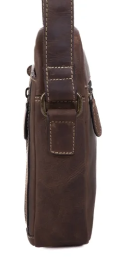 Pánská kožená taška přes rameno 23322 hnědá-tm. hnědá - boční pohled Pánská kožená taška přes rameno 23322 hnědá-tm. hnědá - boční pohled