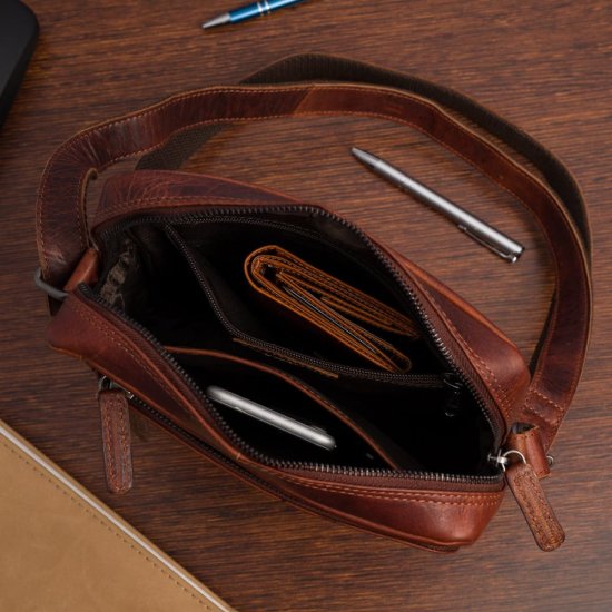 Pánska kožená taška cez rameno Karel cognac 4