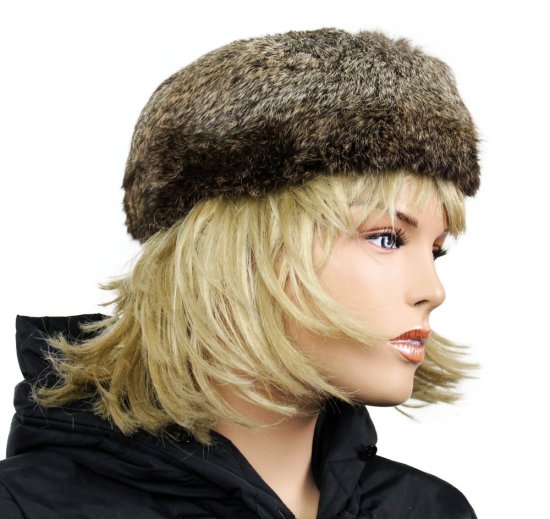 Dámska kožušinová čiapka - lodička zaječák 2 - pohľad z boku Dámska kožušinová čiapka - lodička zaječák 2 - pohľad z boku