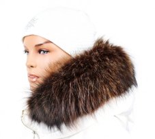 Kožešinový lem na kapuci - límec mývalovec snowtop melír hnědo - béžový M 33/8 (50 cm) Kožešinový lem na kapuci - límec mývalovec snowtop melír hnědo - béžový M 33/8 (50 cm)