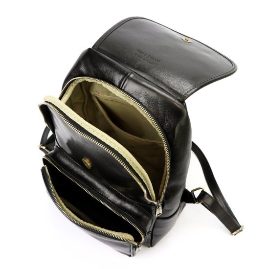 Kožený batoh Jordan černý - vnitřní vybavení