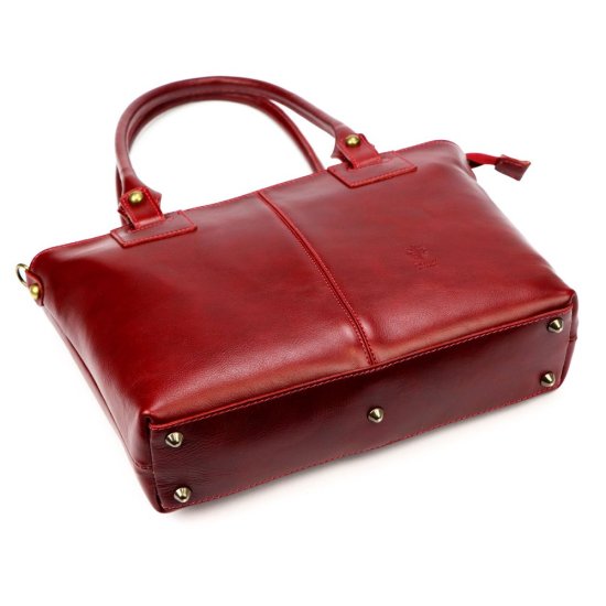 Dámská kožená kabelka Angelika bordo - spodní kovové cvočky Dámská kožená kabelka Angelika bordo - spodní kovové cvočky