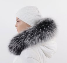Kožešinový lem na kapuci - límec mývalovec M 36/87 (65 cm) Kožešinový lem na kapuci - límec mývalovec M 36/87 (65 cm)