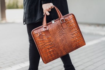 Dámské kožené kabelky do ruky Dámské kožené kabelky do ruky