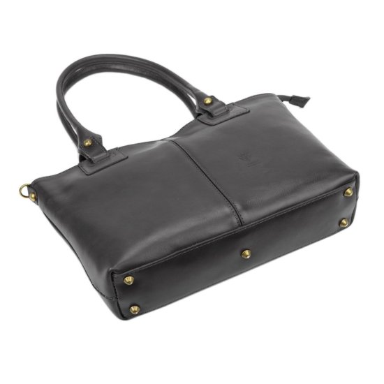 Dámska kožená kabelka Angelika čierna - spodné kovové cvočky