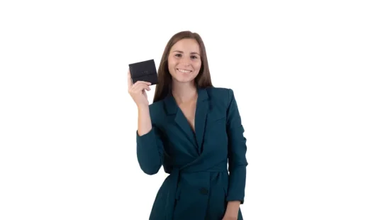 Dámská kožená peněženka 261337 černá - reálná velikost Dámská kožená peněženka 261337 černá - reálná velikost