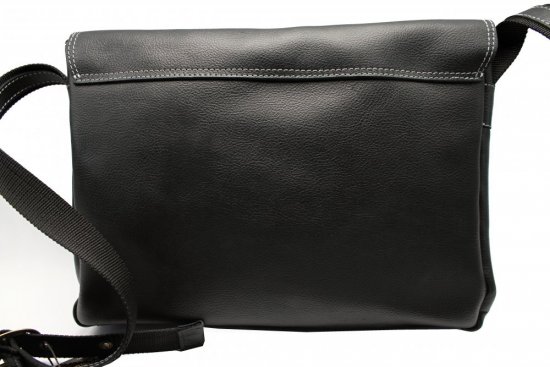 Pánská kožená taška přes rameno Scorteus 1437-1 černá pohled zezadu
