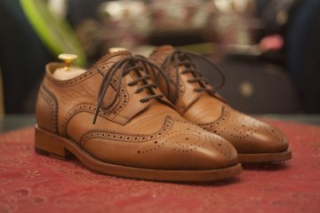 5 zaručených způsobů, jak roztáhnout kožené boty, a na co si dát pozor