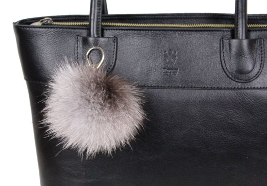 Kožešinový přívěsek ke kabelce liška bluefrost velký