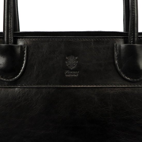 Dámská kožená kabelka Viktorie černá - logo výrobce Dámská kožená kabelka Viktorie černá - logo výrobce