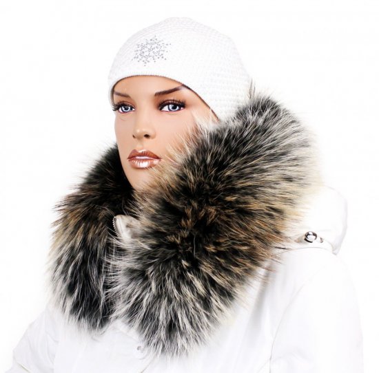 Fur trim on the hood - raccoon collar arctic snowtop M 31 (70 cm)
